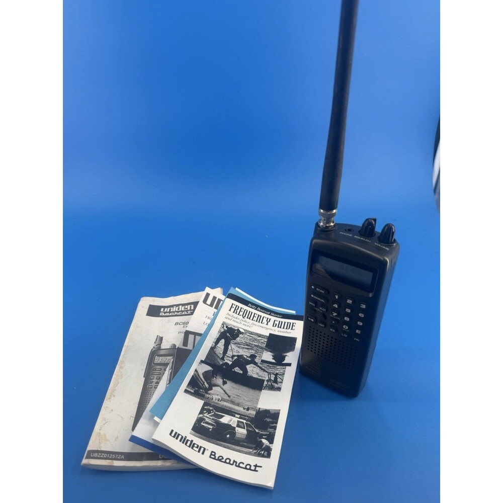 Uniden Bearcat BC60XLT-1 Handheld Scanner 30 Ch 10 Band Police Fire Weather